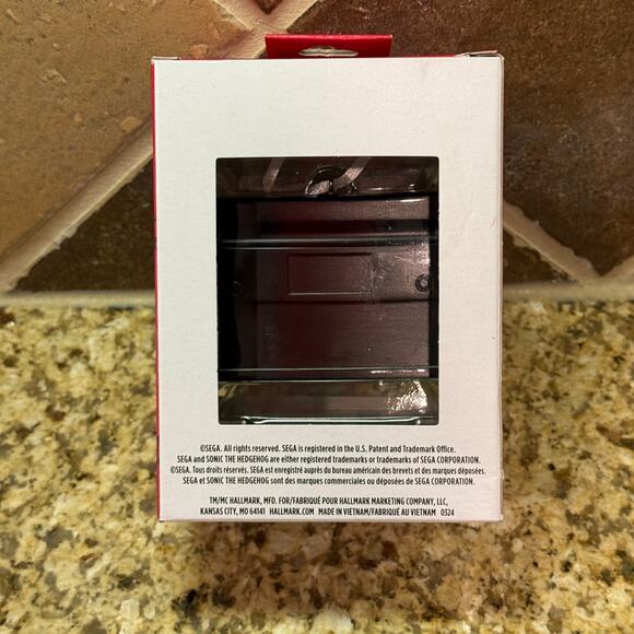 New Hallmark Sega Sonic The Hedgehog Game Cartridge Christmas Tree Ornament - Picture 6 of 8